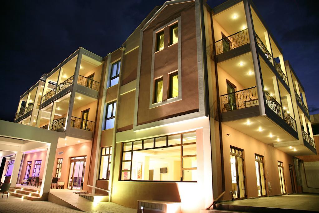 Veriopolis Hotel เวเรีย ภายนอก รูปภาพ